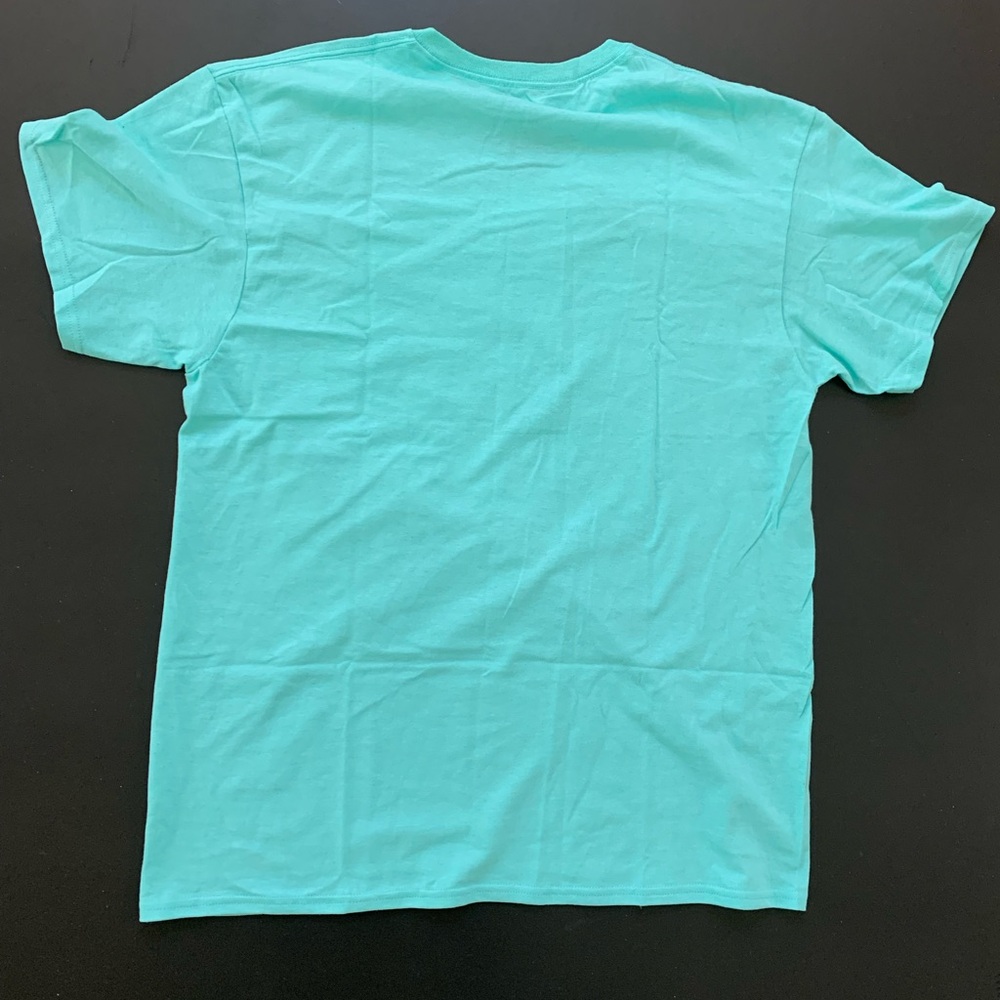 Teal Friends Graphic T-Shirt. Size Large. - Picture 7 of 7